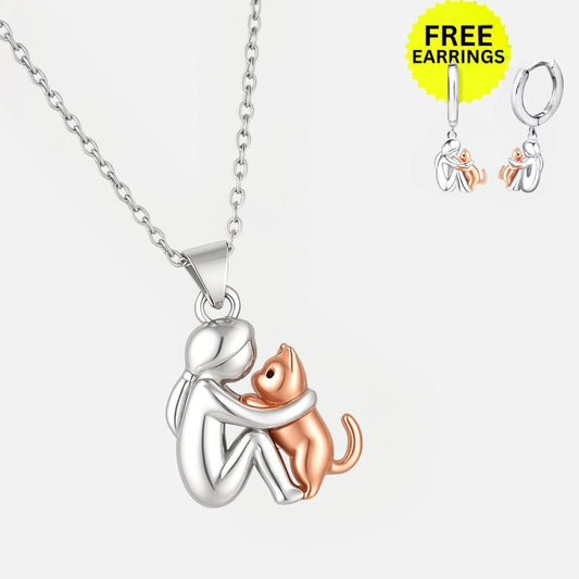 Collier Pendentif Câlin avec Boucles d'Oreilles offertes — Quantités limitées