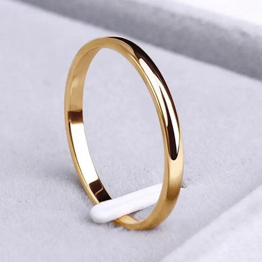 Bague simple faite avec amour